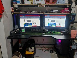Custom gaming PC