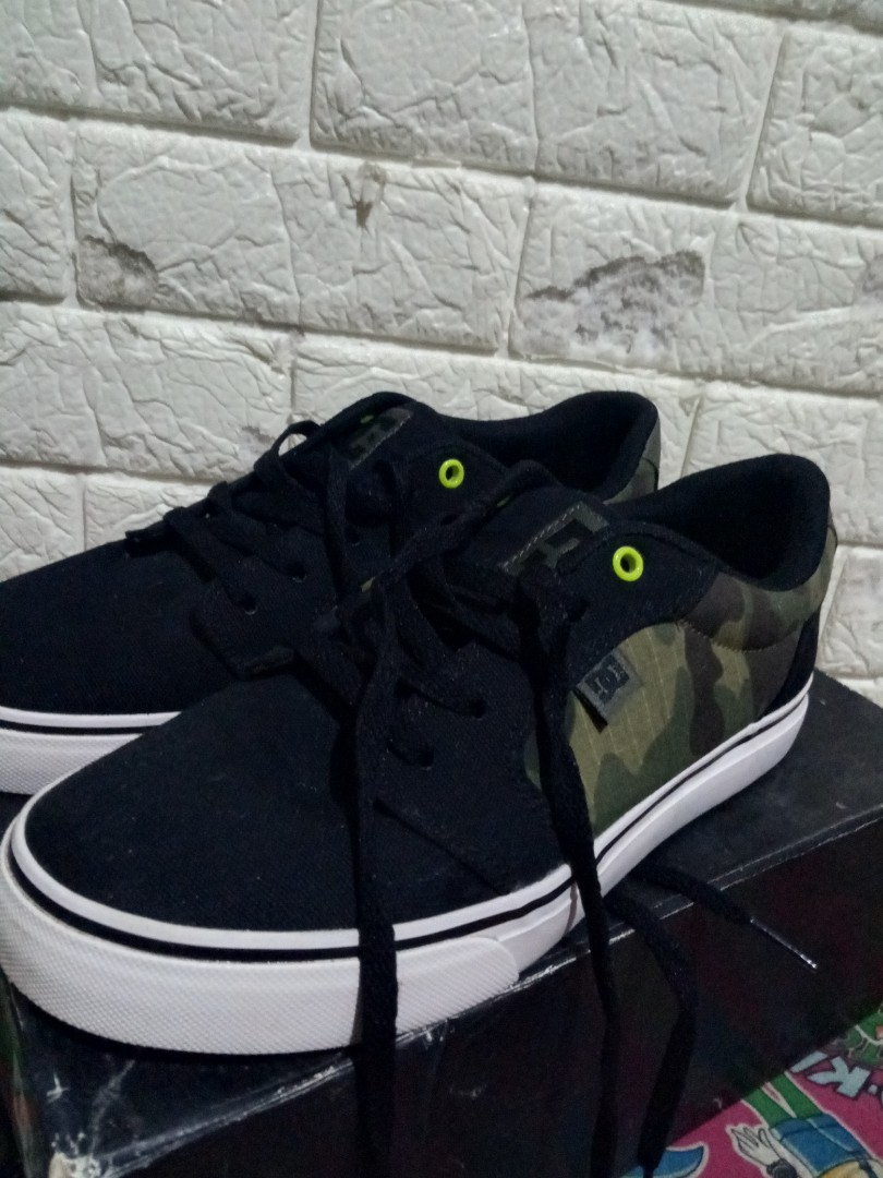 DC ANVIL TX SE Men s Fashion Footwear Sneakers on Carousell