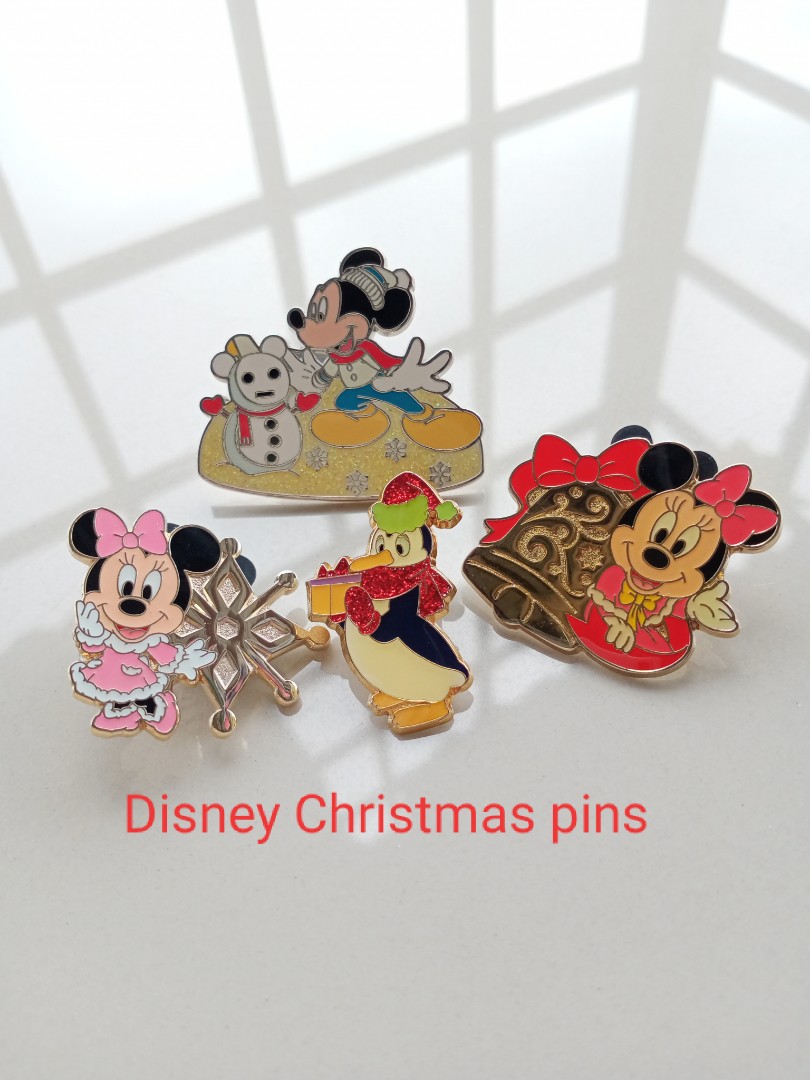 Disney Christmas pins, Hobbies & Toys, Collectibles & Memorabilia, Fan