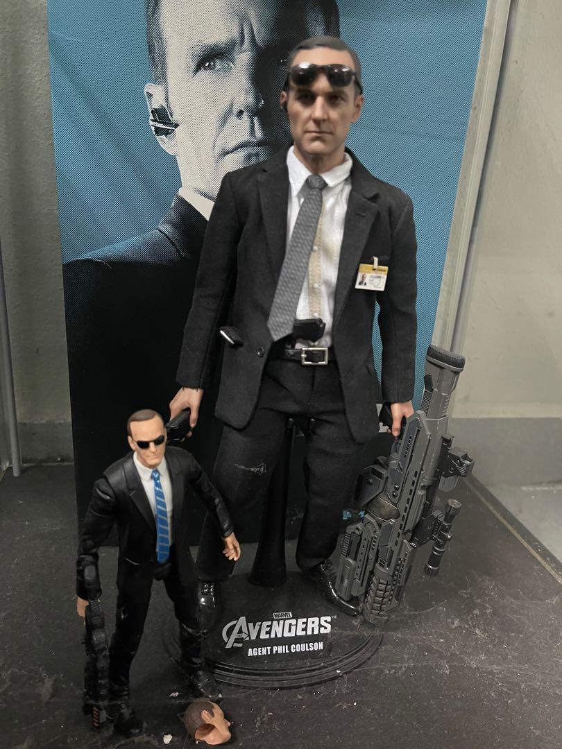 Hot Toys Agent Phil Coulson, Hobbies 