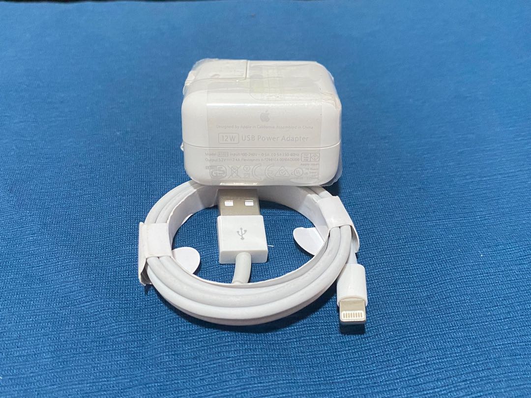 iPhone iPad charger 12 watts adapter and lightning cable, Mobile Phones