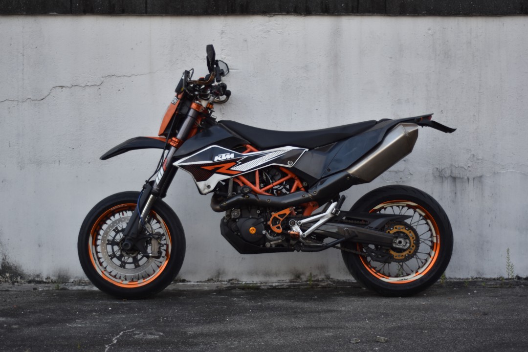 Ktm 690 Smc R 2012, Motorcycles, Motorcycles For Sale, Class 2 On Carousell
