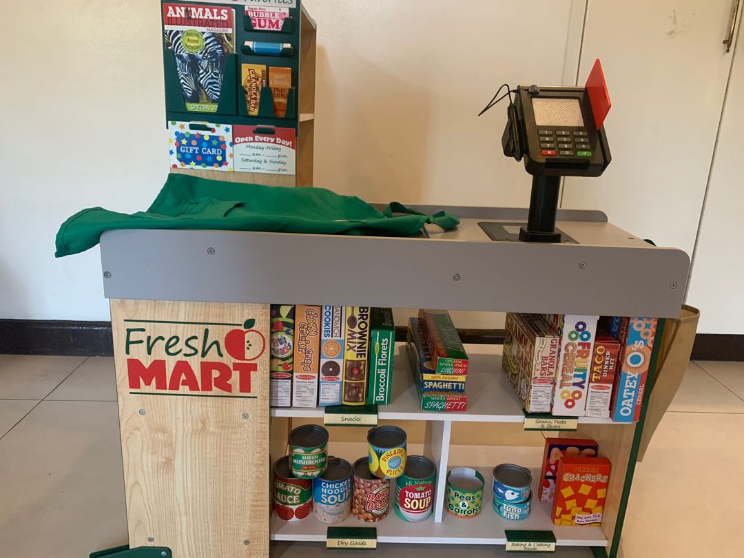 Melissa and doug cashier top