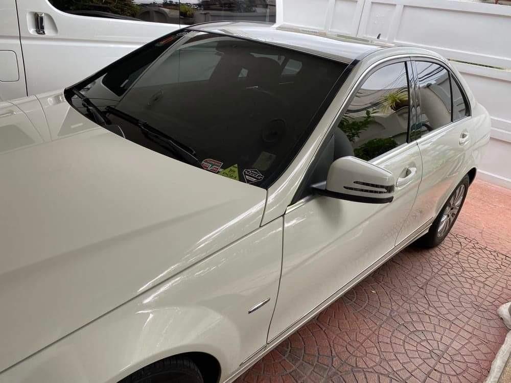 Mercedes-Benz C200 CGI Auto (Category: Used Cars) located in Quezon City. Submitted by kelvinatan888 (Listing ID 1123144916, Image 2). Description: 40,454 mileage no issue original papers Hindi Lang nagagamit casa maintained gas 95 octane location: multinational village paranaque.