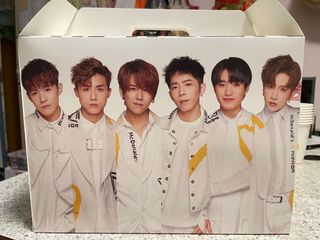 （分類：）位於 。 由 boomuu 提交（商品編號 1123267765，圖片 1）。簡介： 。