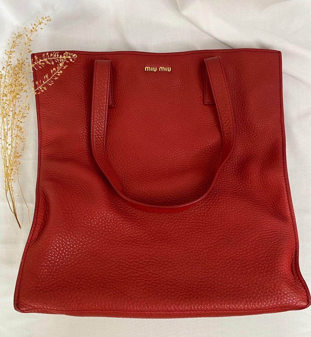 Miu Miu Leather Shopper Tote Bag, Barang Mewah, Tas \u0026 Dompet di Carousell
