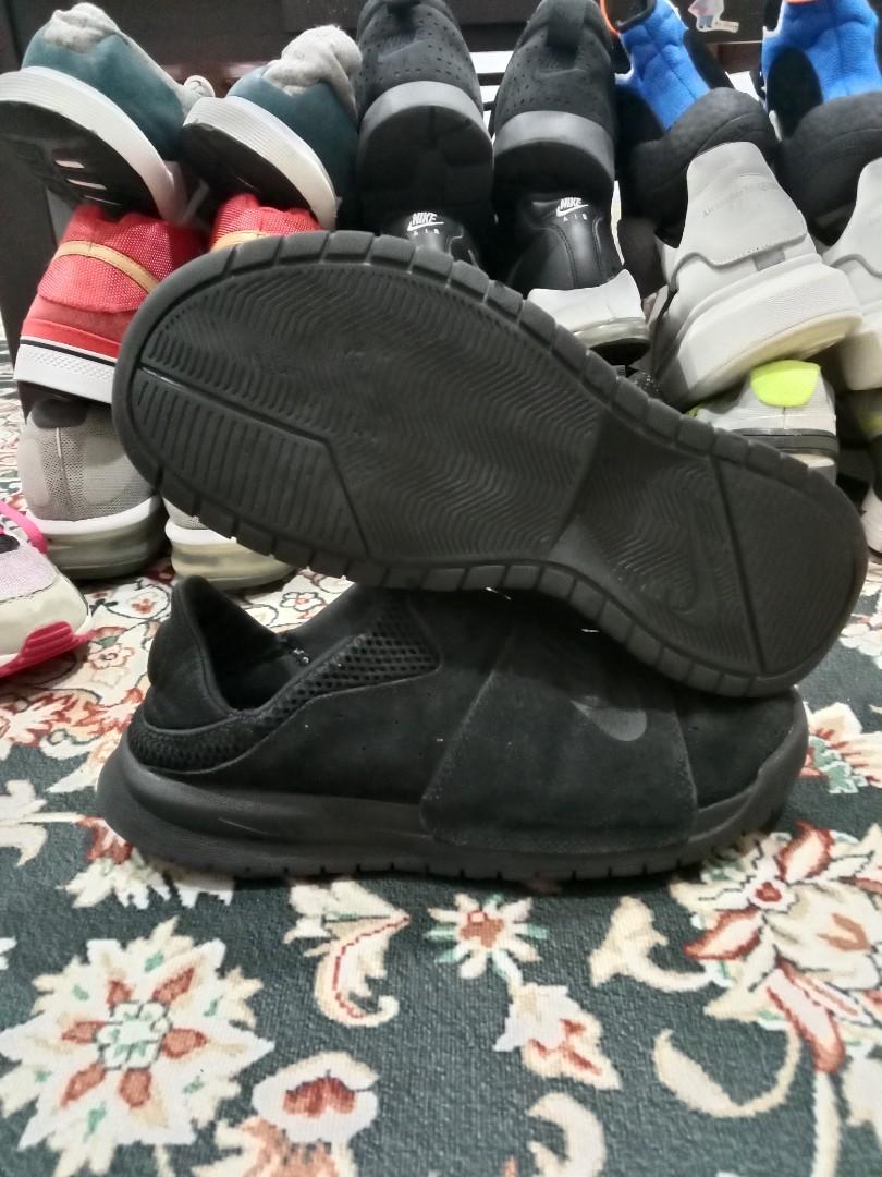 Nike slip on 219 sale