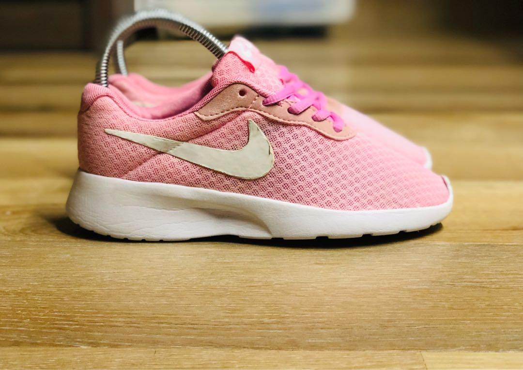 Nike tanjun discount baby pink