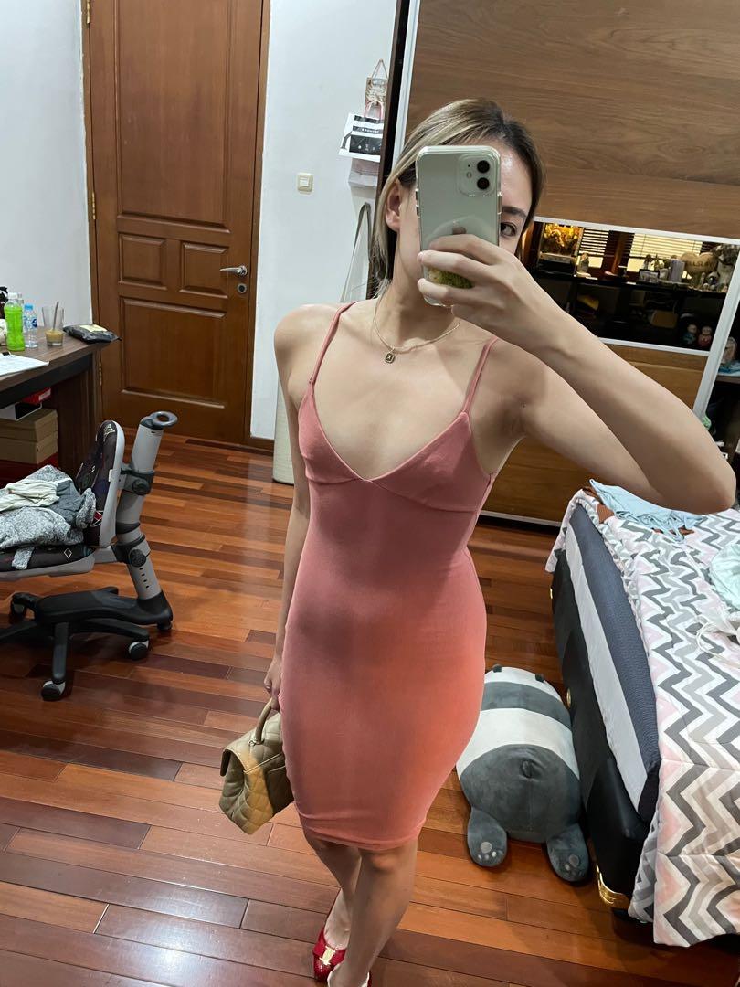 original_supre_dress_1635841564_068d1970_progressive.jpg