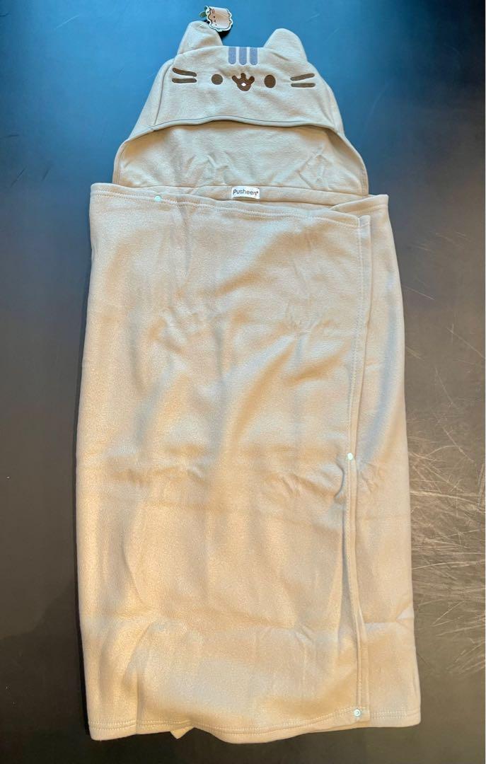 Pusheen cheap hooded blanket