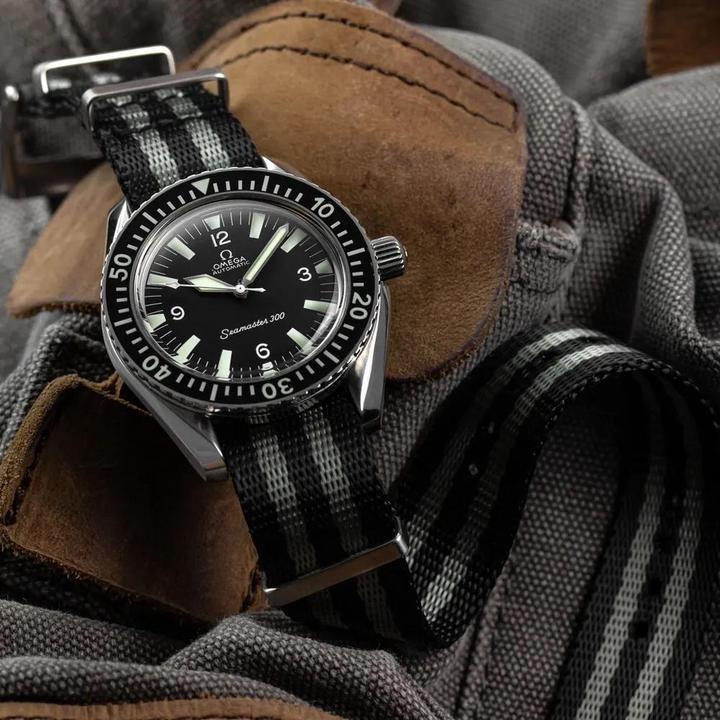 Royal Premium Seatbelt NATO