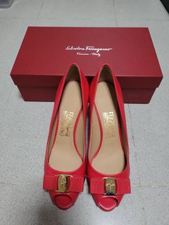 (Category: ) located in . Submitted by noahultraboost (Listing ID 1123273291, Image 1). Description: .