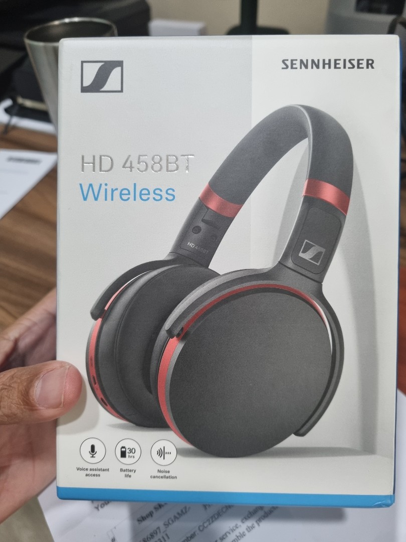 Sennheiser's HD 458BT Reviewed - GeekLingo
