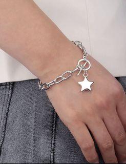 Star charm bracelet