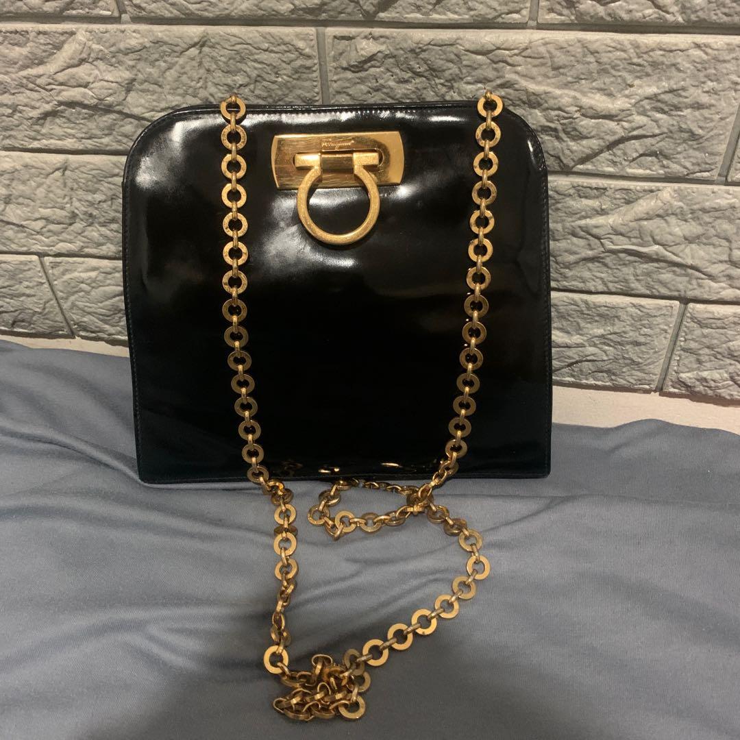 Harga tas shop salvatore ferragamo