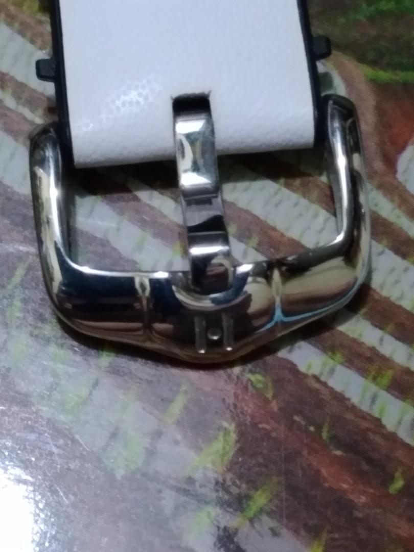 Tiger hirsch strap (Category: Luxury Watches) located in Las Pinas. Submitted by highlyfavored66 (Listing ID 1123274477, Image 3). Description: Original tiger hirsch strap. 22mm lug width. slightly used with no to little signs of usage. Bought 5.5k at glorieta mall. Sold as is where is basis.Price still negotiable. No reply means not interested to your offer. To GOD be all the glory..
