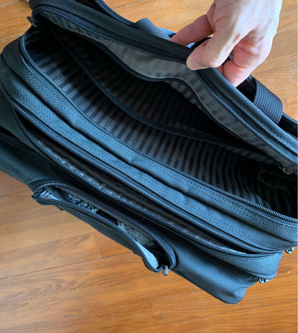 Tumi New York Franklin TwoWheeled Briefcase, Men's Fashion, Bags