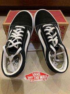 vans old skool size 2