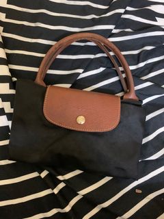 (Category: ) located in . Submitted by hasyapreloved (Listing ID 1126828439, Image 1). Description: .