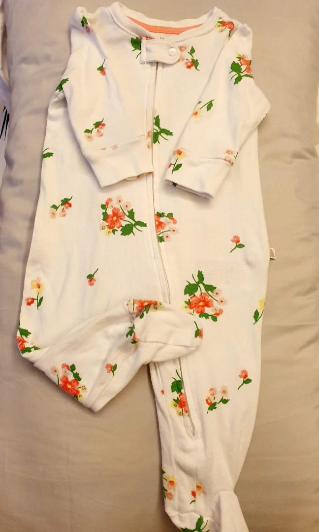 Gap 2025 zip sleepsuit