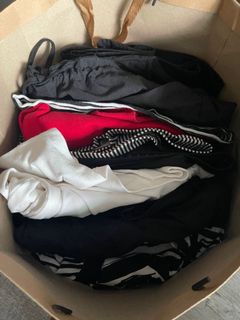 (Category: ) located in . Submitted by blurie (Listing ID 1126767567, Image 1). Description: .