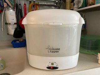 （分類：）位於 。 由 nattanf 提交（商品編號 1126756936，圖片 1）。簡介： 。