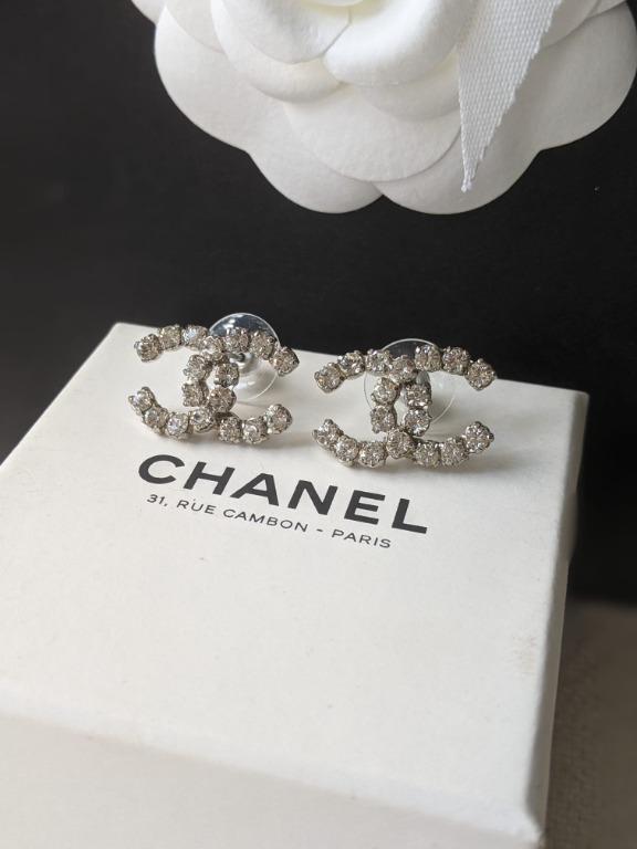 Chanel CC XL Crystal Logo Earrings, Women's Fashion, Jewelry & Organisers,  Earrings on Carousell