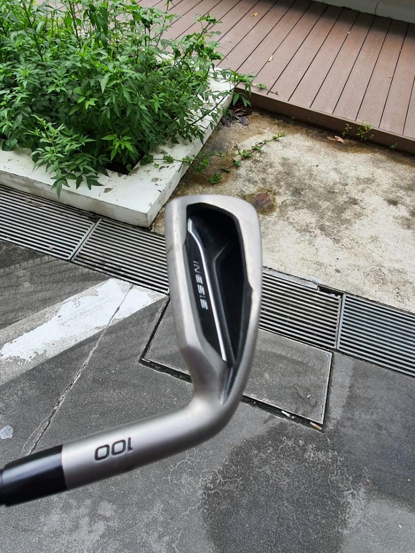Decathlon Inesis Clubs for Beginners x 2 irons Sports Equipment