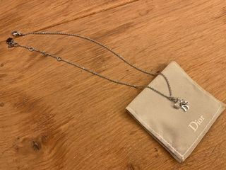 （分類：）位於 。 由 iris.py 提交（商品編號 1126855859，圖片 1）。簡介： 。