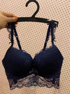 (Category: ) located in . Submitted by sizatty (Listing ID 1126721004, Image 1). Description: .