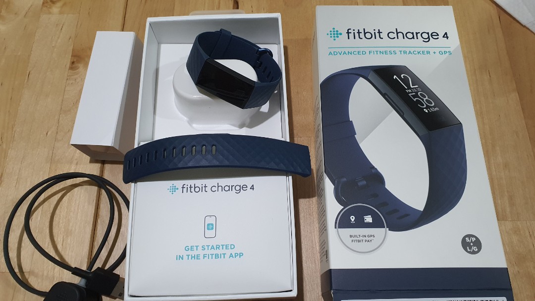 Fibit Charge 4, Mobile Phones & Gadgets, Wearables & Smart Watches on
