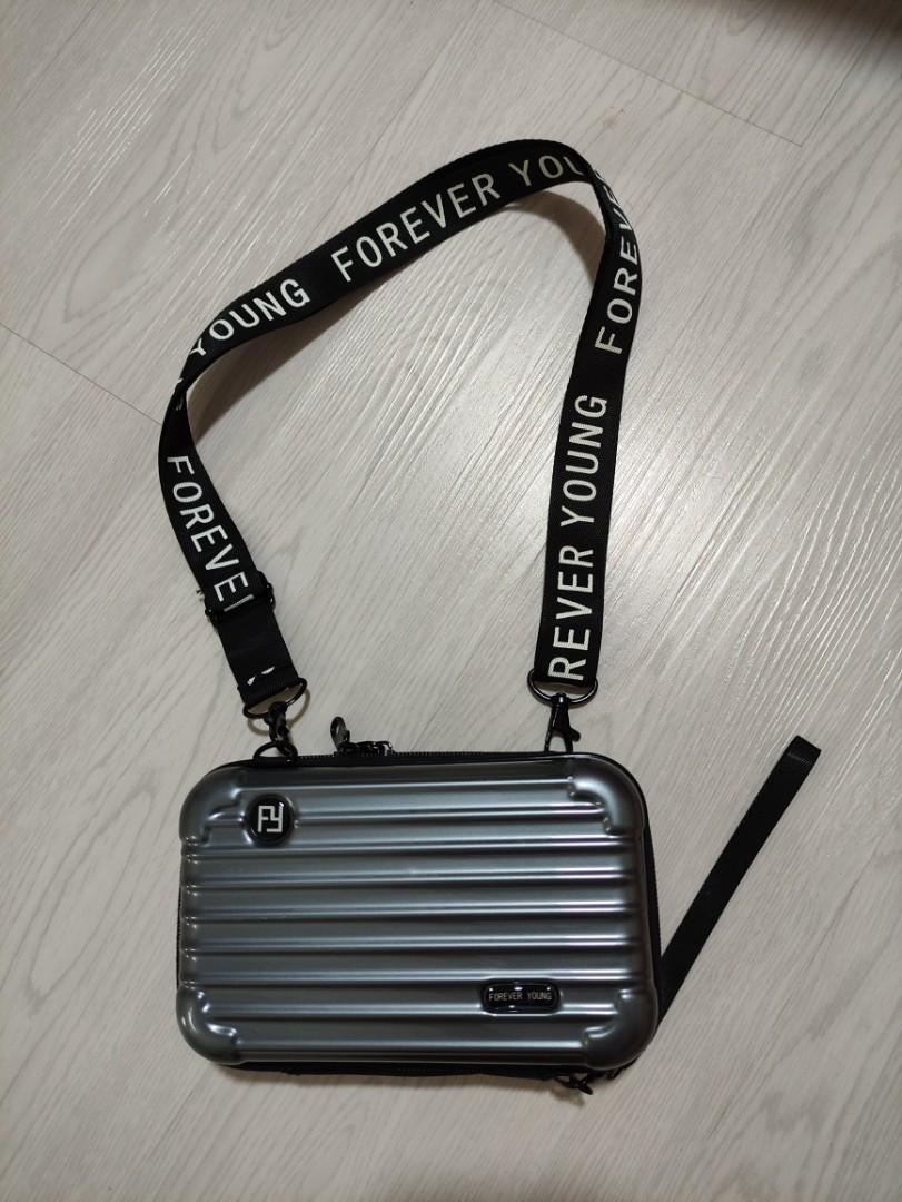 Hard case sling bag outlet
