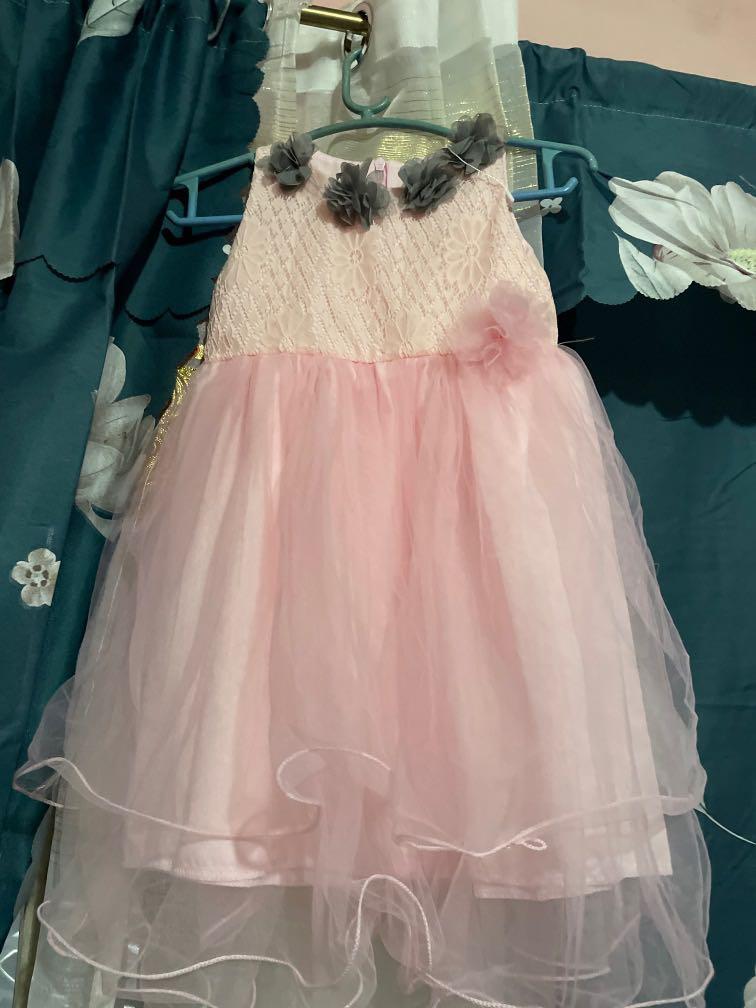 Girls dress (Category: Babies & Kids Fashion) located in Marikina City. Submitted by chummybub (Listing ID 1126813734, Image 1). Description: Pwede pang flower girl Pwede pang binyag Pang bday Available in 2-4 yo #4theplanet.