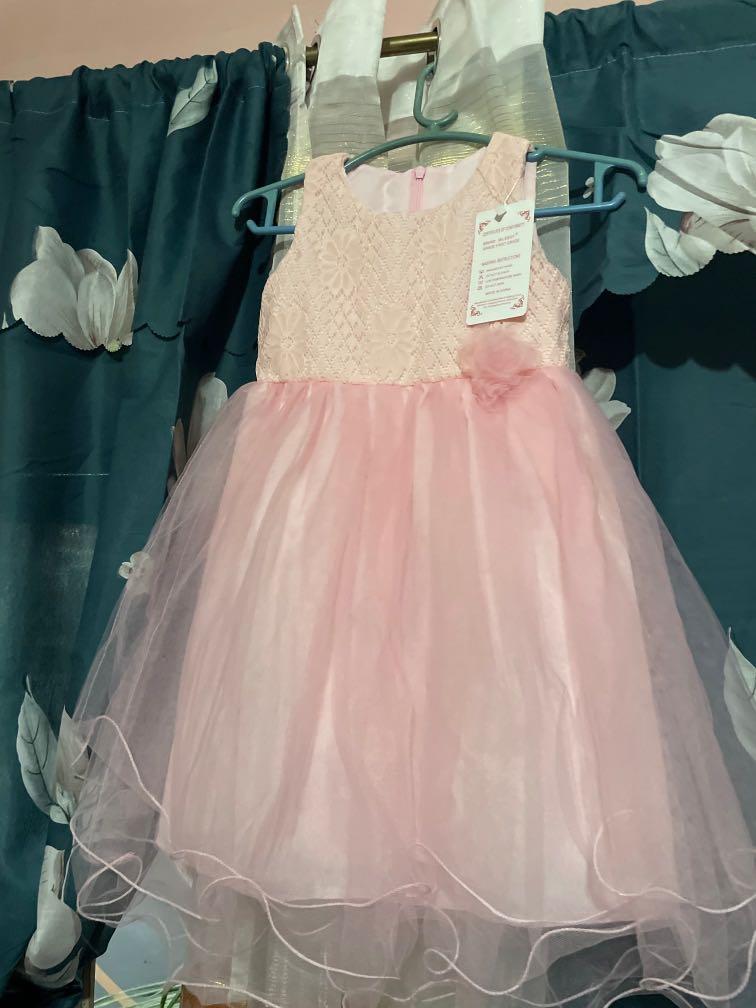 Girls dress (Category: Babies & Kids Fashion) located in Marikina City. Submitted by chummybub (Listing ID 1126813734, Image 2). Description: Pwede pang flower girl Pwede pang binyag Pang bday Available in 2-4 yo #4theplanet.