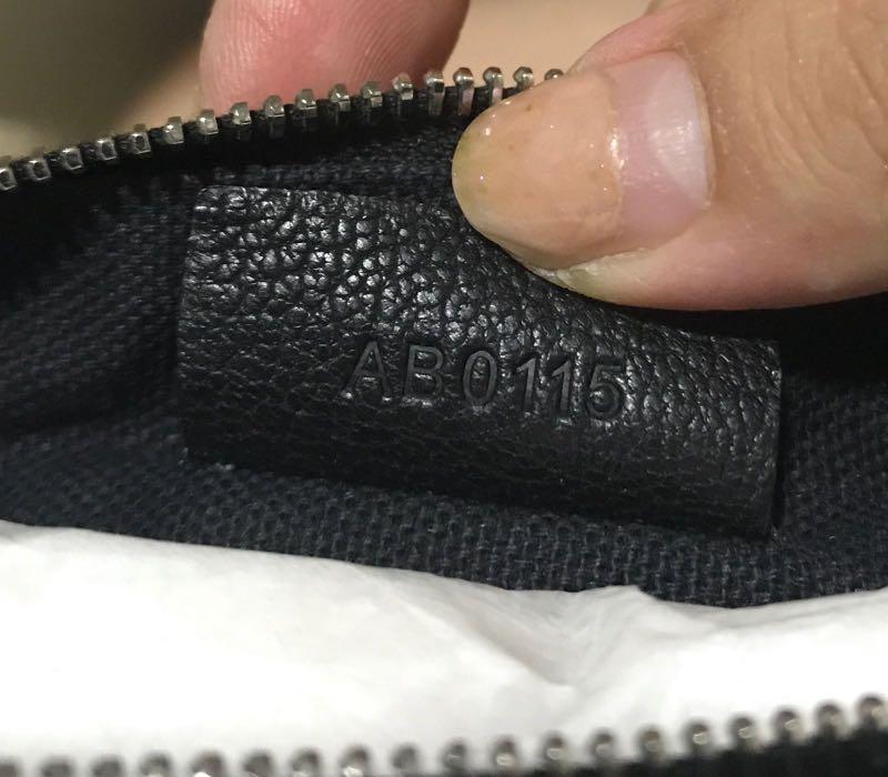 Givenchy outlet wristlet bag