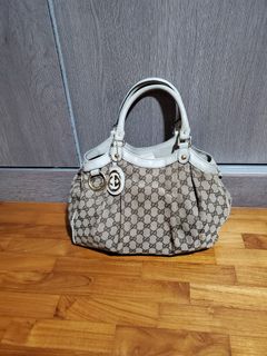 (Category: ) located in . Submitted by shoptildrops (Listing ID 1126866860, Image 1). Description: .