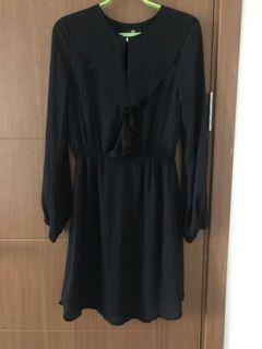 H&M casual dress (black)