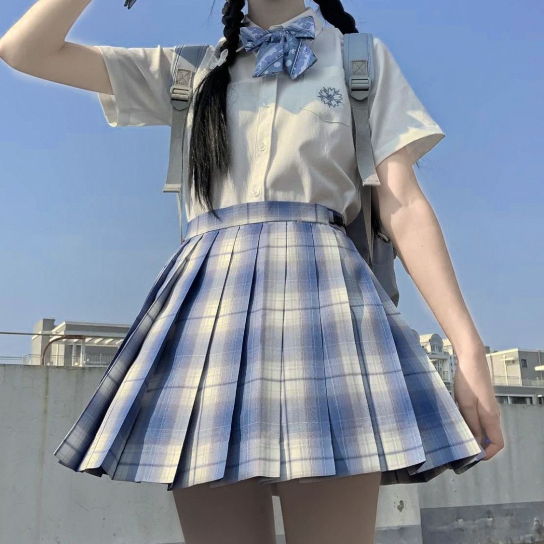 Jk Seifuku checkered skirt, Women's Fashion, Bottoms, Skirts on Carousell