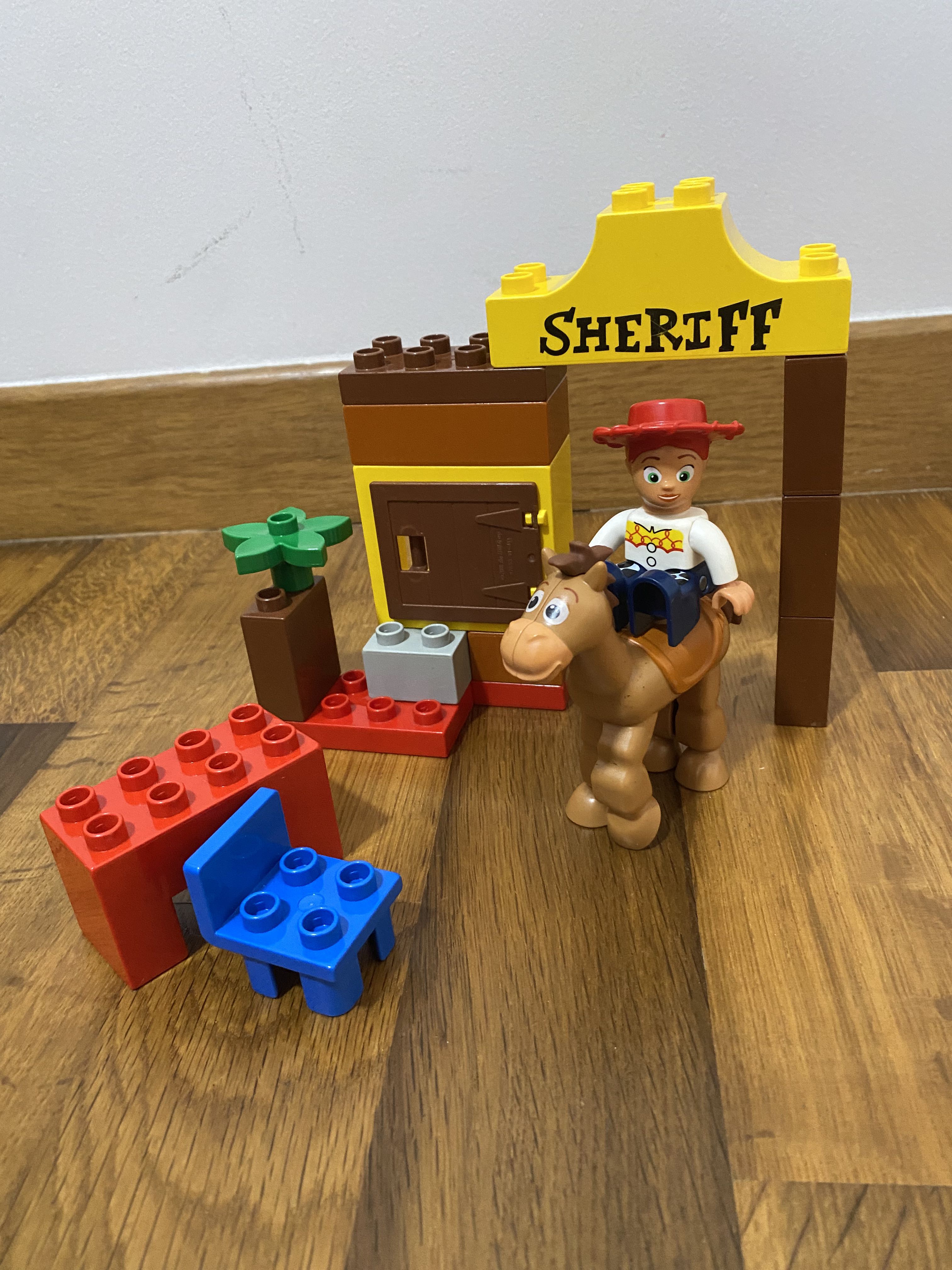 Duplo clearance jessie's roundup