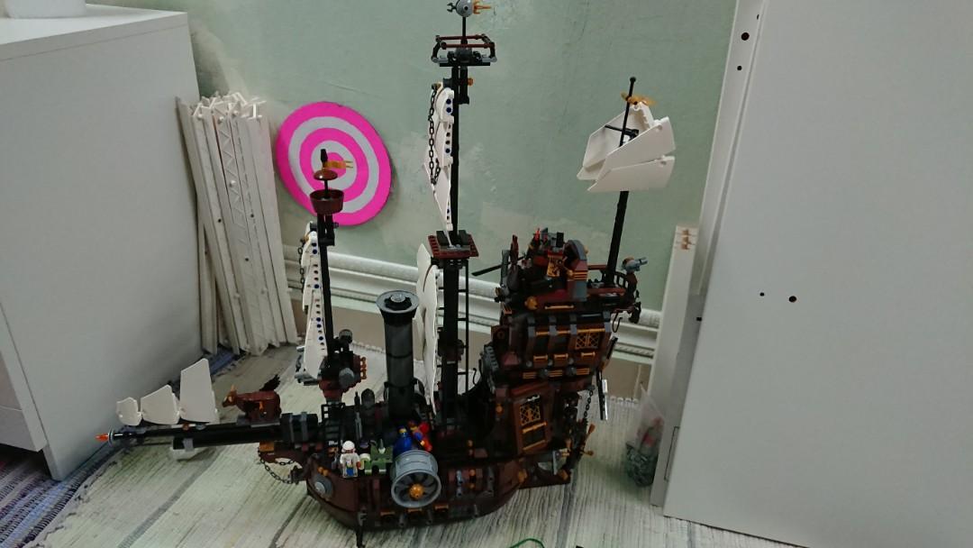 Lepin metalbeard's shop sea cow