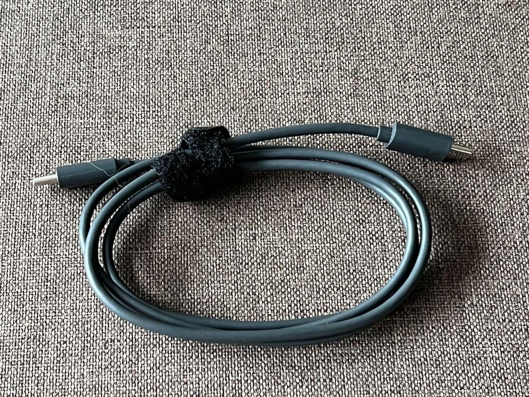 Logitech USBC to USBC cable 1m, Mobile Phones & Gadgets, Mobile