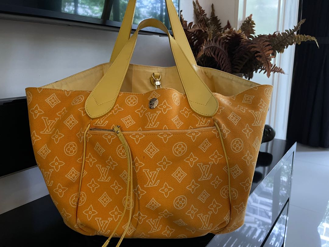 Cabas Ipanema PM With Pouch, Used & Preloved Louis Vuitton Handbag, LXR  USA, Yellow