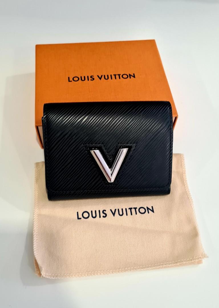 Louis Vuitton Twist Compact Wallet, Women'S Fashion, Bags & Wallets, Wallets  & Card Holders On Carousell