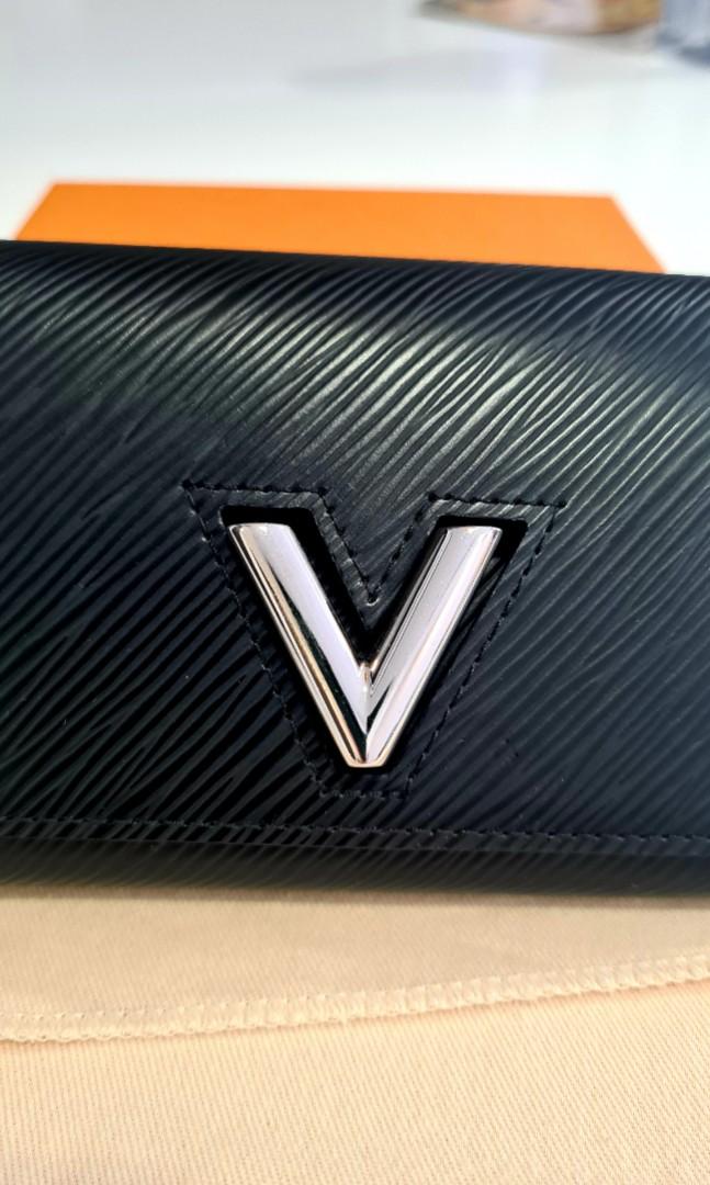 Louis Vitton Twist XS wallet LV wallet, 名牌, 手袋及銀包- Carousell