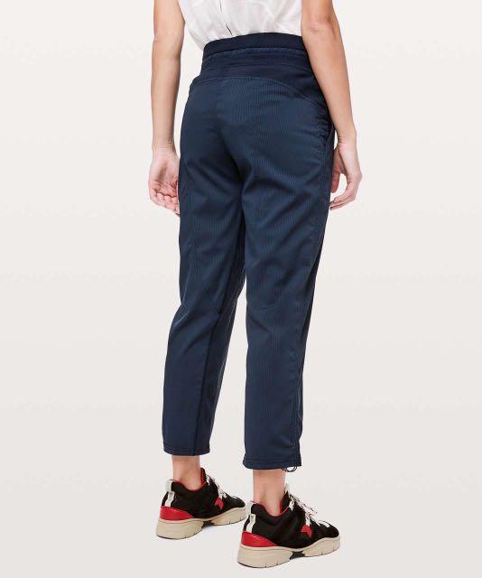 Dance studio crop pants 2025