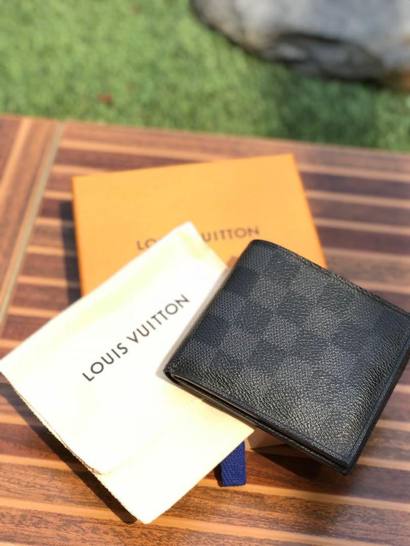 LV wallet lelaki leather, Men's Fashion, Watches & Accessories, Wallets &  Card Holders on Carousell