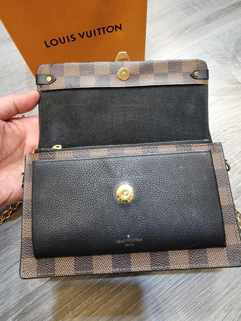 LVV Clearance Sale ready stock last VAVIN CHAIN WALLET women branded  fashion, Luxury, Bags & Wallets on Carousell