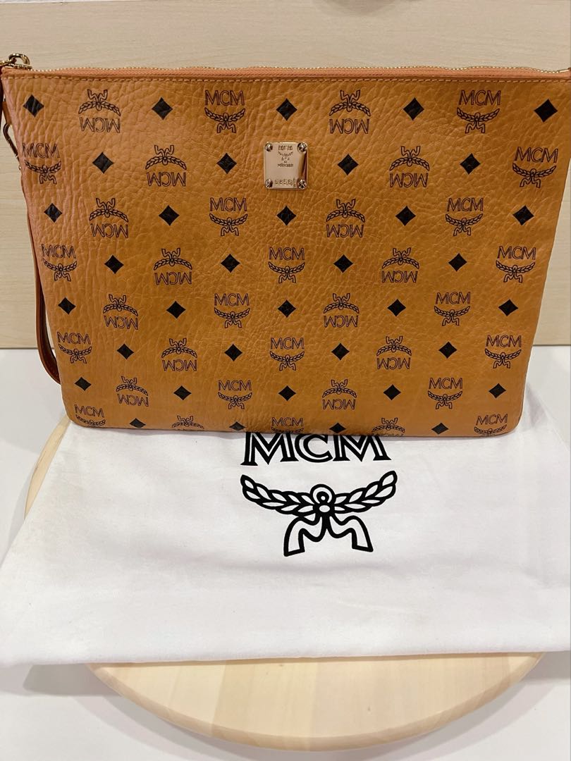 Mcm large clutch sale
