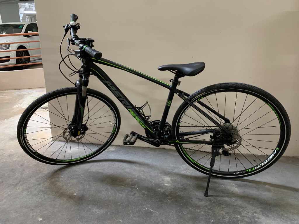 Merida crossway hot sale 600 cena