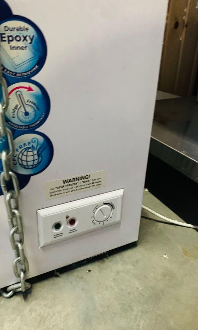 60L Mini Chest Freezer MCF0658L, TV & Home Appliances, Kitchen